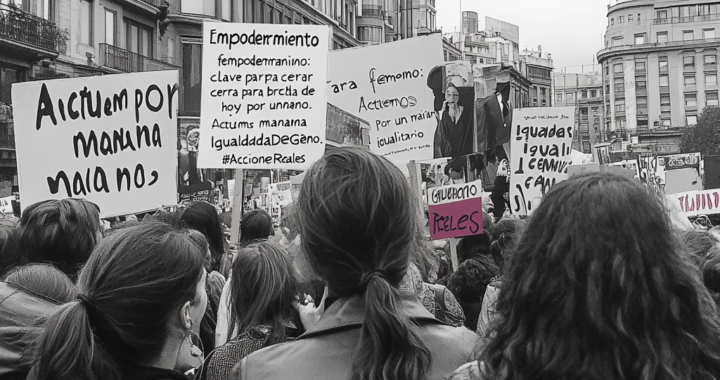 «Examinando la Equidad: Profundizando en las Deudas con las Mujeres»